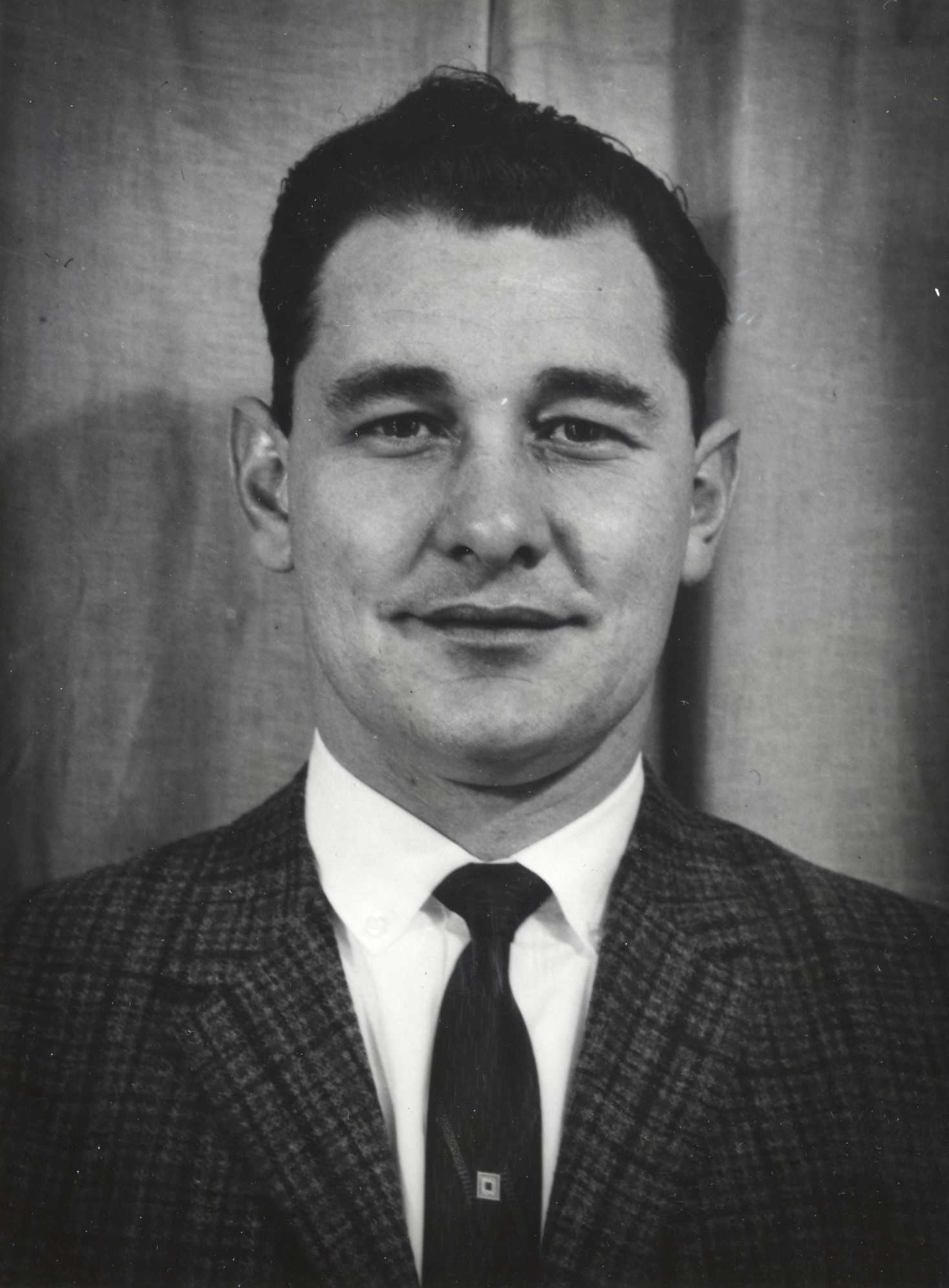 Detective George A. Schmidling | Waukesha Police Department, Wisconsin Detective George A. Schmidling | Waukesha Police Department, Wisconsin