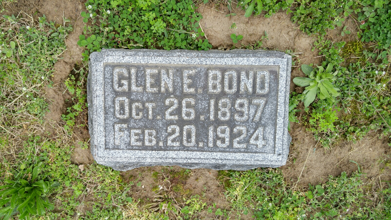 Policeman Glen E. Bond | Los Angeles Police Department, California Policeman Glen E. Bond | Los Angeles Police Department, California