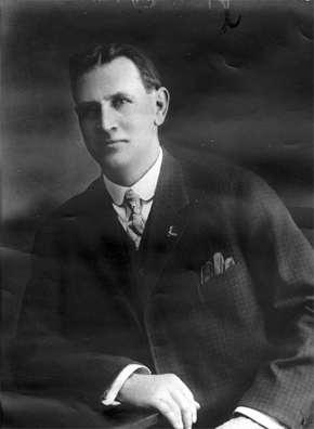 Policeman Frank L. Coe | Los Angeles Police Department, California Policeman Frank L. Coe | Los Angeles Police Department, California