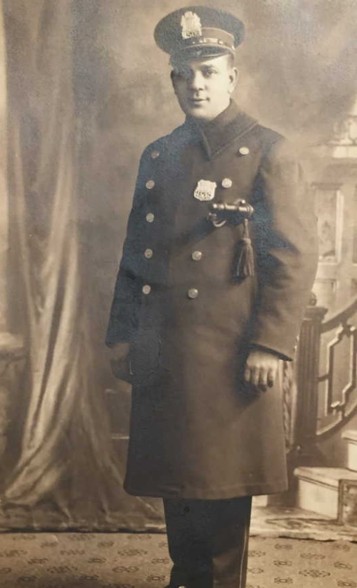 Police Officer Frank Perri | Philadelphia Police Department, Pennsylvania Police Officer Frank Perri | Philadelphia Police Department, Pennsylvania