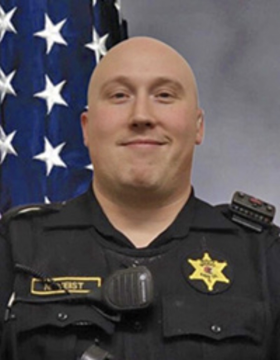 Deputy Sheriff Nicholas D. Weist | Knox County Sheriff's Office, Illinois Deputy Sheriff Nicholas D. Weist | Knox County Sheriff's Office, Illinois