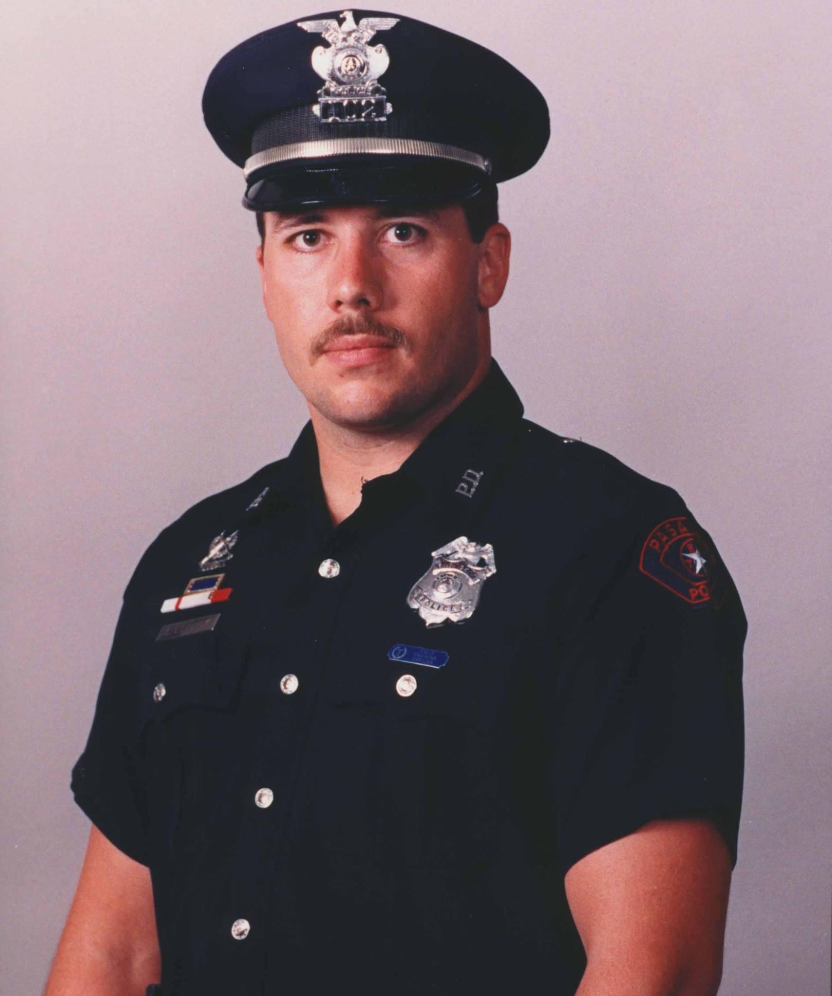 Police Officer Leslie Ian Early | Pasadena Police Department, Texas Police Officer Leslie Ian Early | Pasadena Police Department, Texas