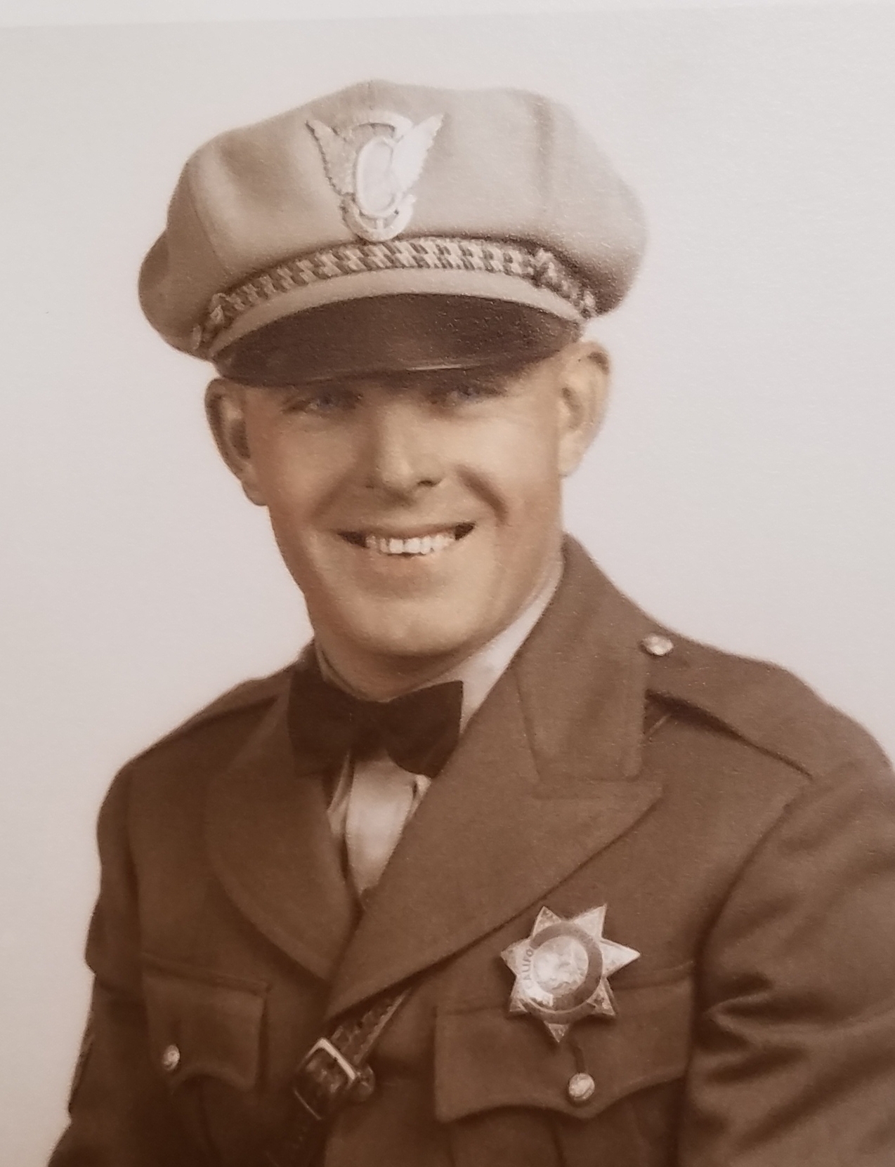 Officer Marion Paul Mengedoth | California Highway Patrol, California Officer Marion Paul Mengedoth | California Highway Patrol, California